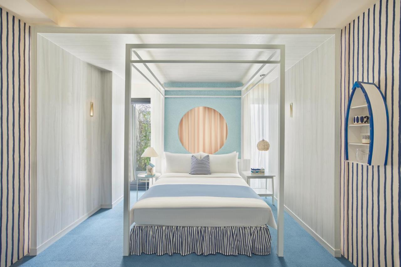 Caesar Park Hotel Kenting Zewnętrze zdjęcie A bedroom at The Standard East Village